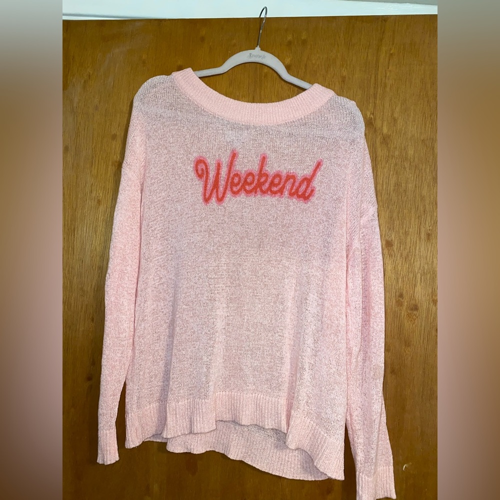 Mud pie “weekend” shirt